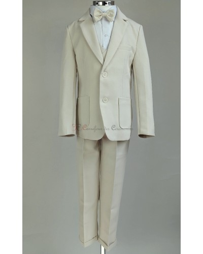 costume beige clair