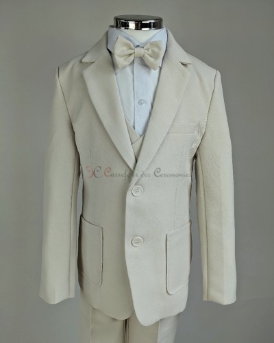 costume beige clair