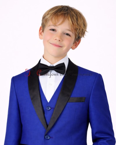 Portrait smoking bleu roy Henri