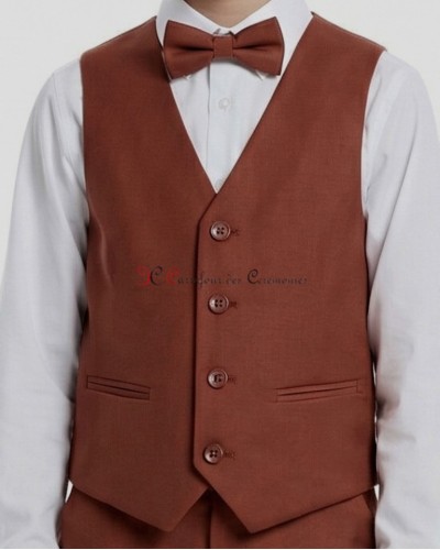 costume terracotta foncé