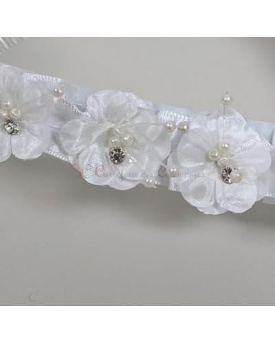 Couronne blanche fleur et perle Emelyne